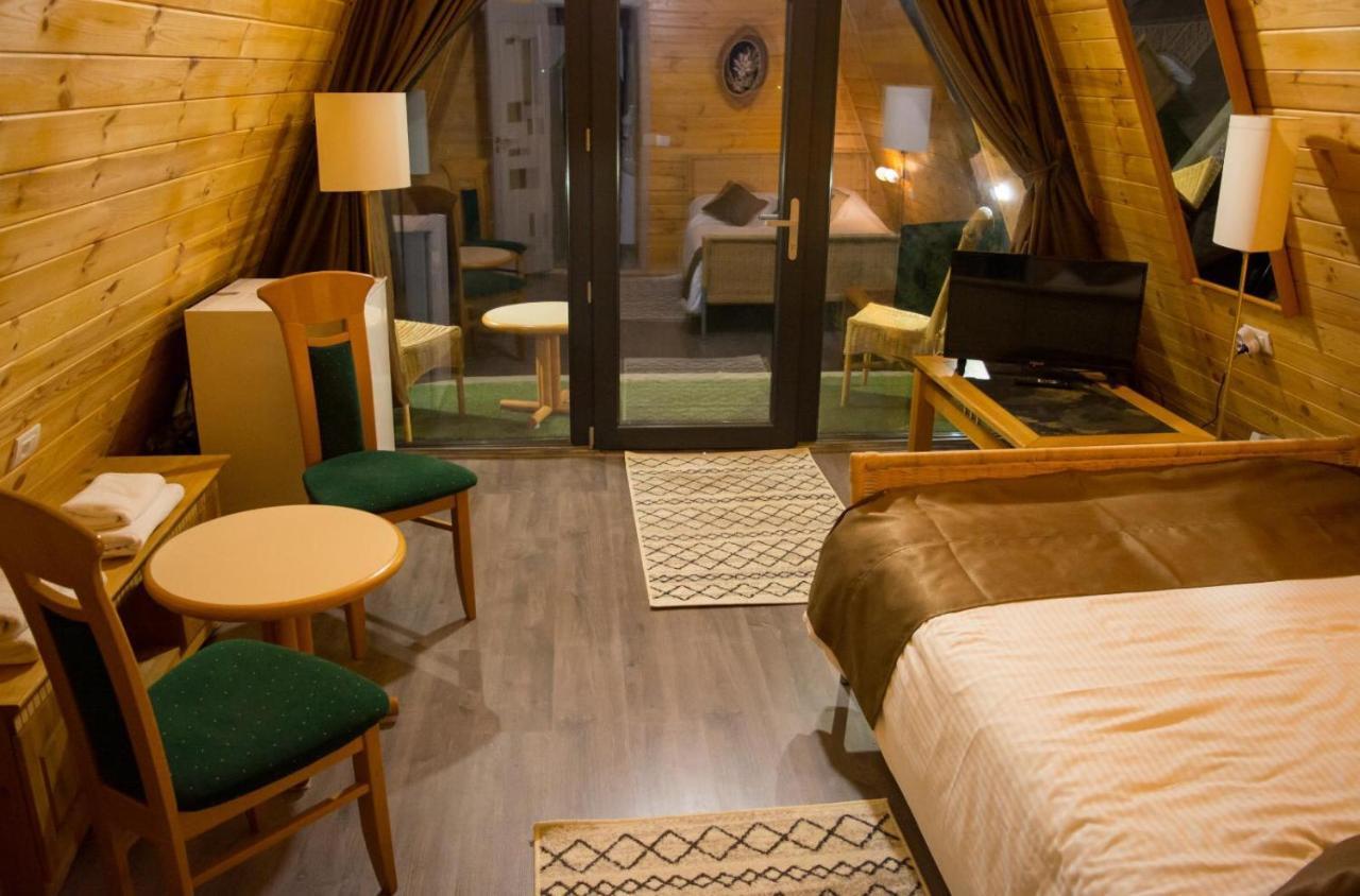 Casute Din Lemn Hotel Jiblea Veche Екстериор снимка
